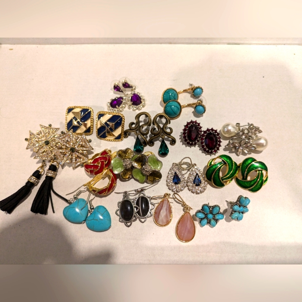 Lot 15 Earrings